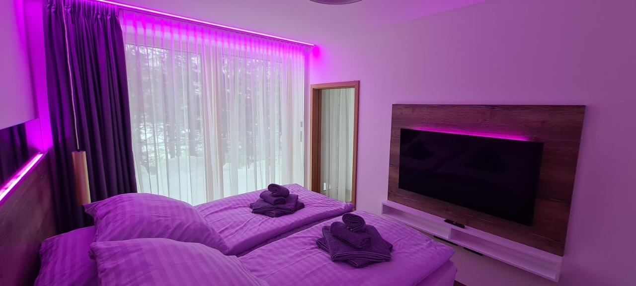 Hotel Ovruc - Rodinny Apartman 111 Штрбске-Плесо Экстерьер фото